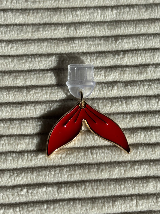 Charm anti-poussière USB-C - Queue de sirène rouge