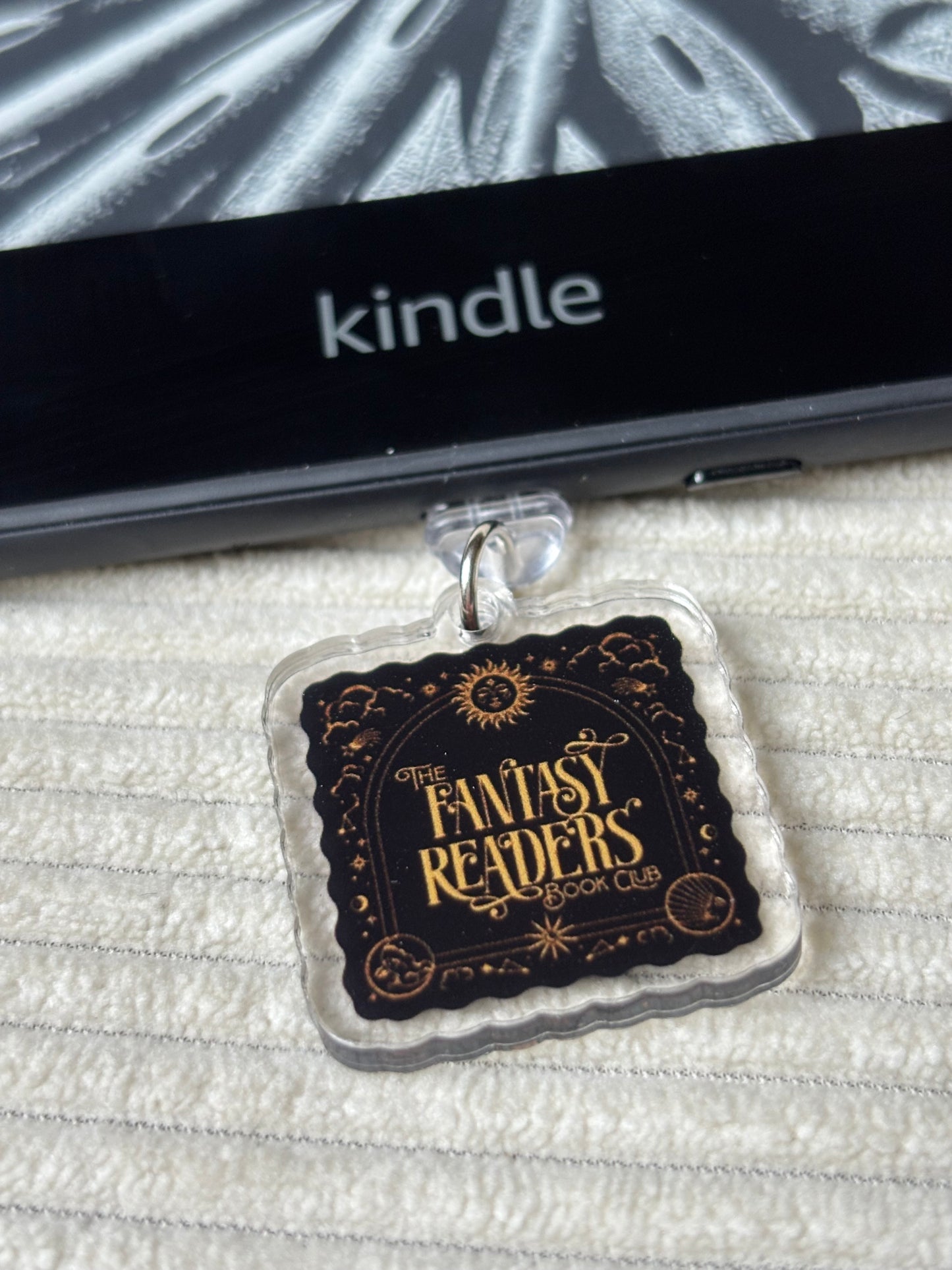 Charm anti-poussière USB-C - The Fantasy Readers Book Club