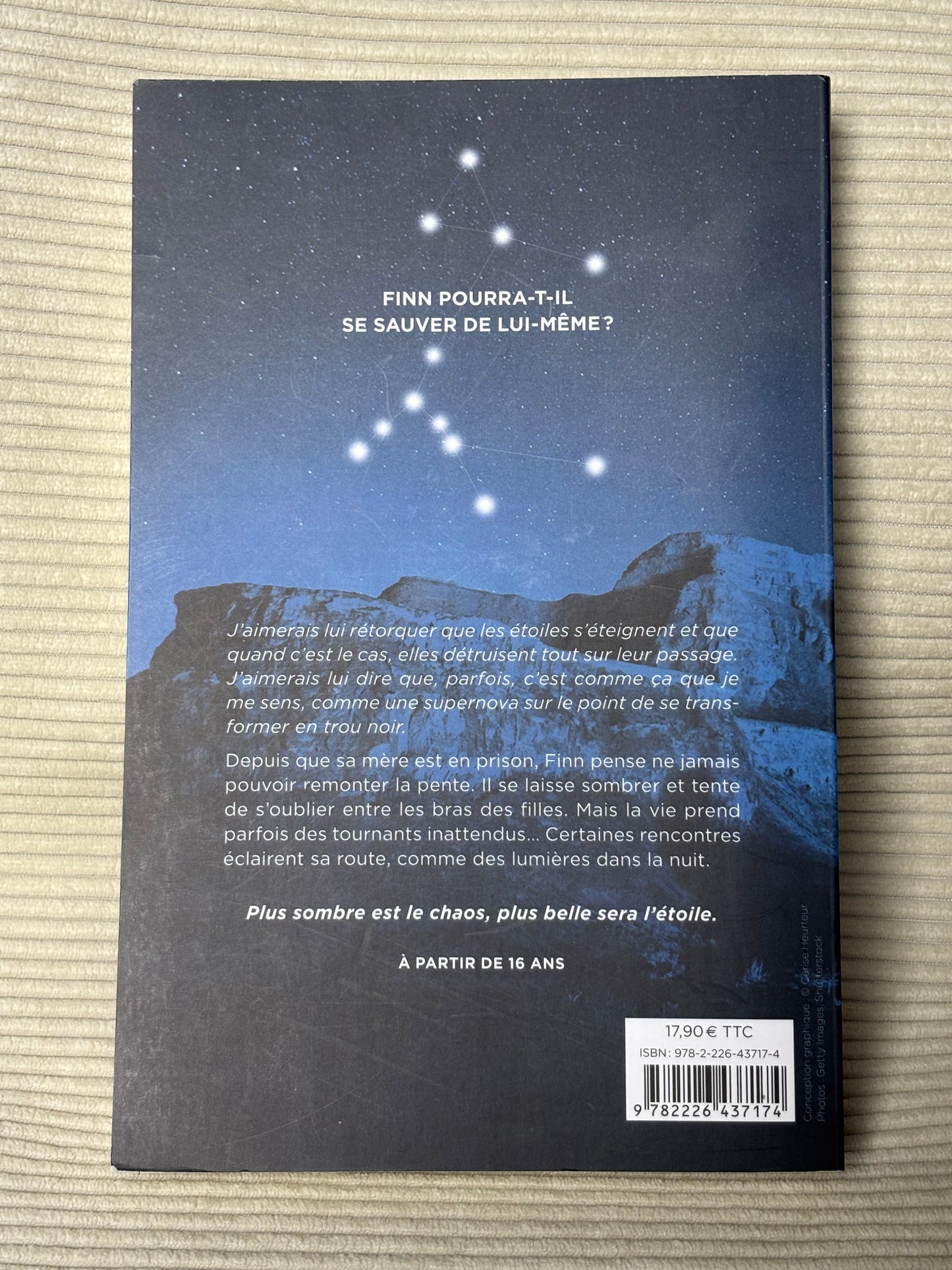 La nuit où les étoiles se sont éteintes - Nine Gorman & Marie Alhinho