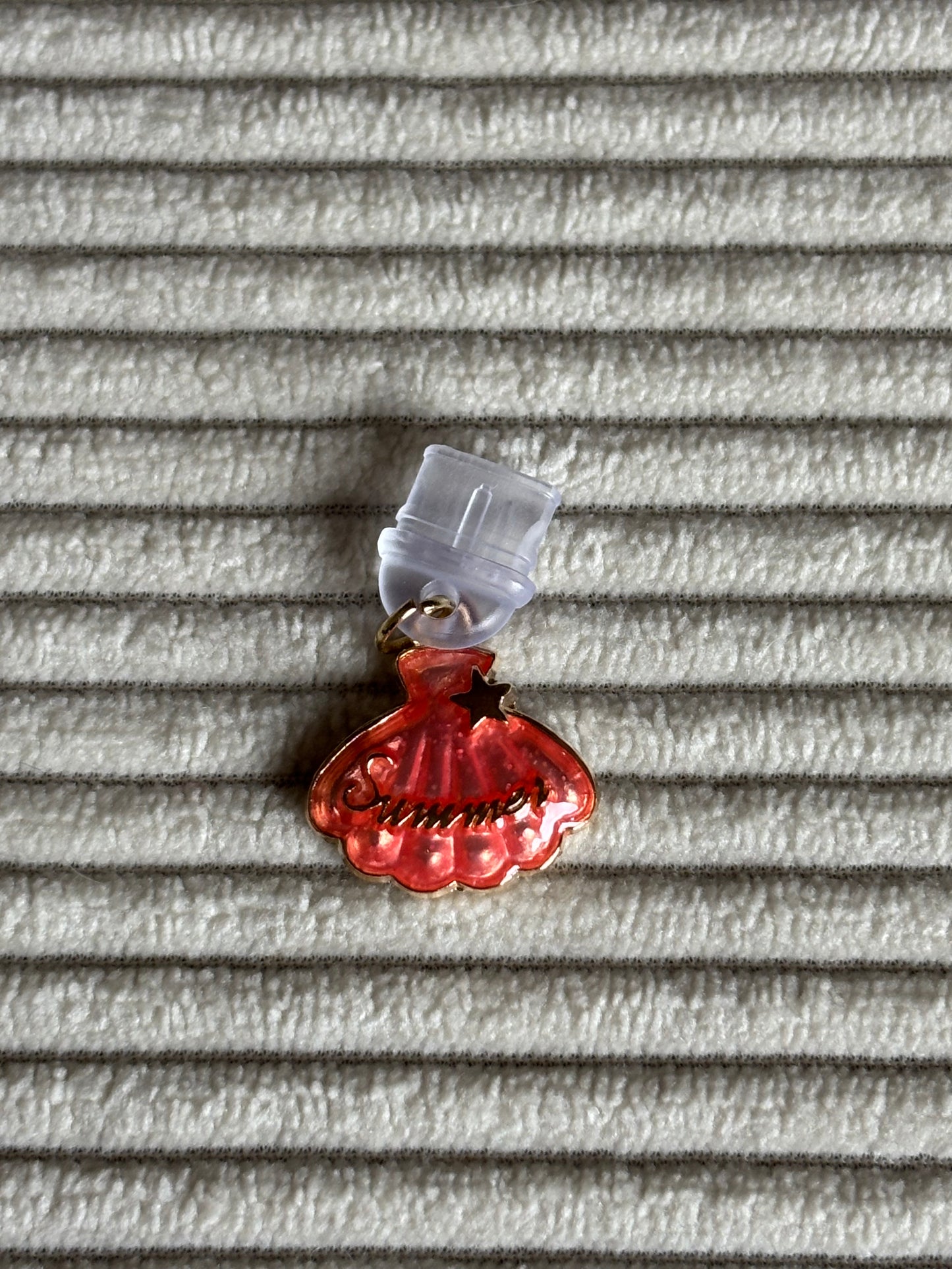 Charm anti-poussière USB-C - Coquillage Summer