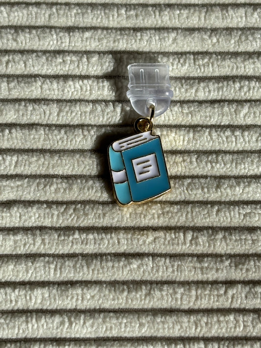 Charm anti-poussière USB-C - Livre bleu