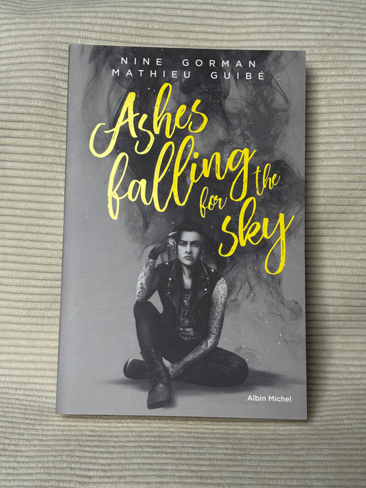Ashes falling for the sky - Nine Gorman & Mathieu Guibe