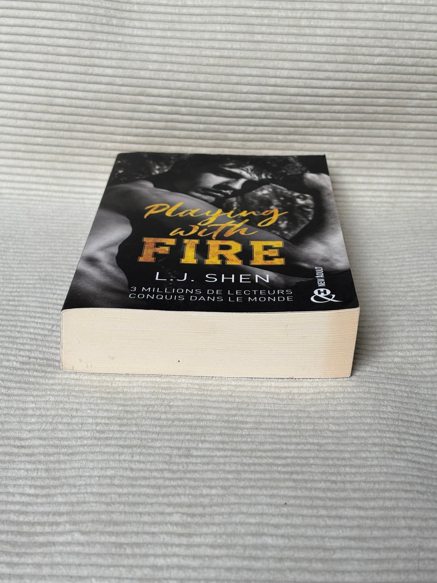 Playing with fire - L.J. Shen