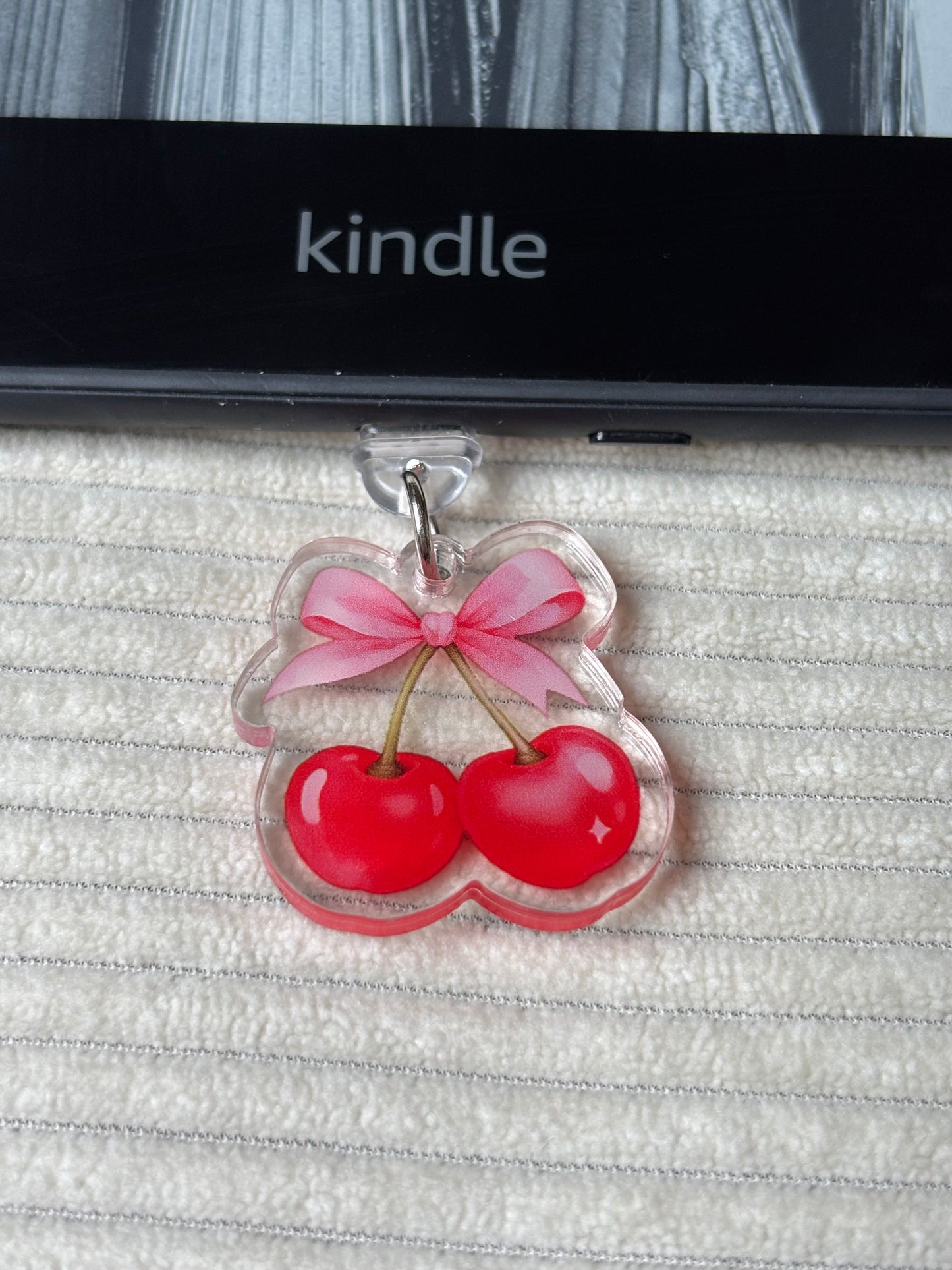 Charm anti-poussière USB-C - Cerises
