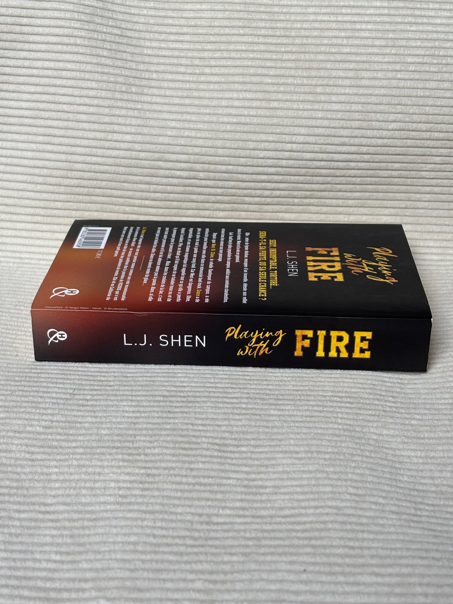 Playing with fire - L.J. Shen