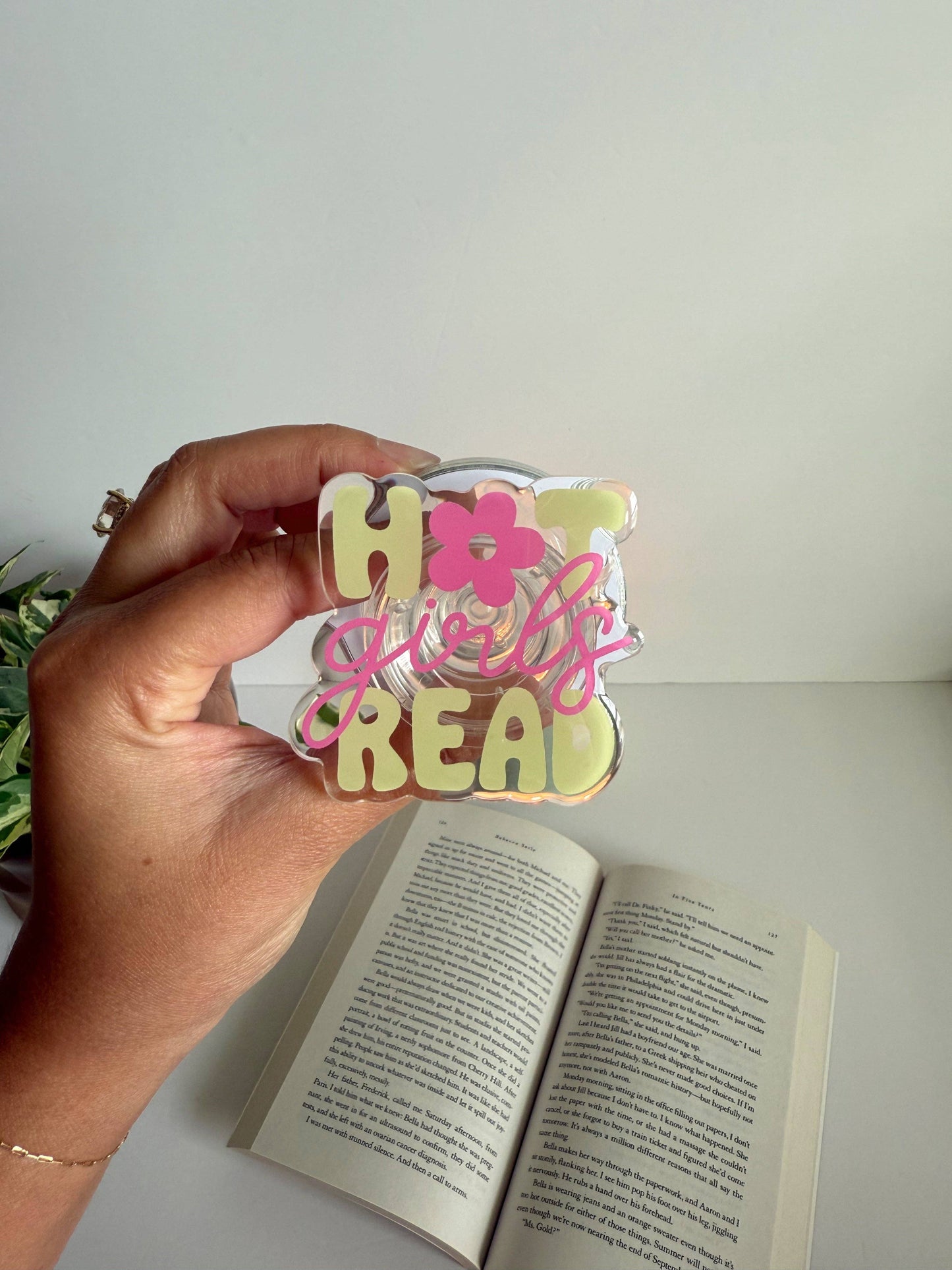 Poignée Kindle - Hot girls read