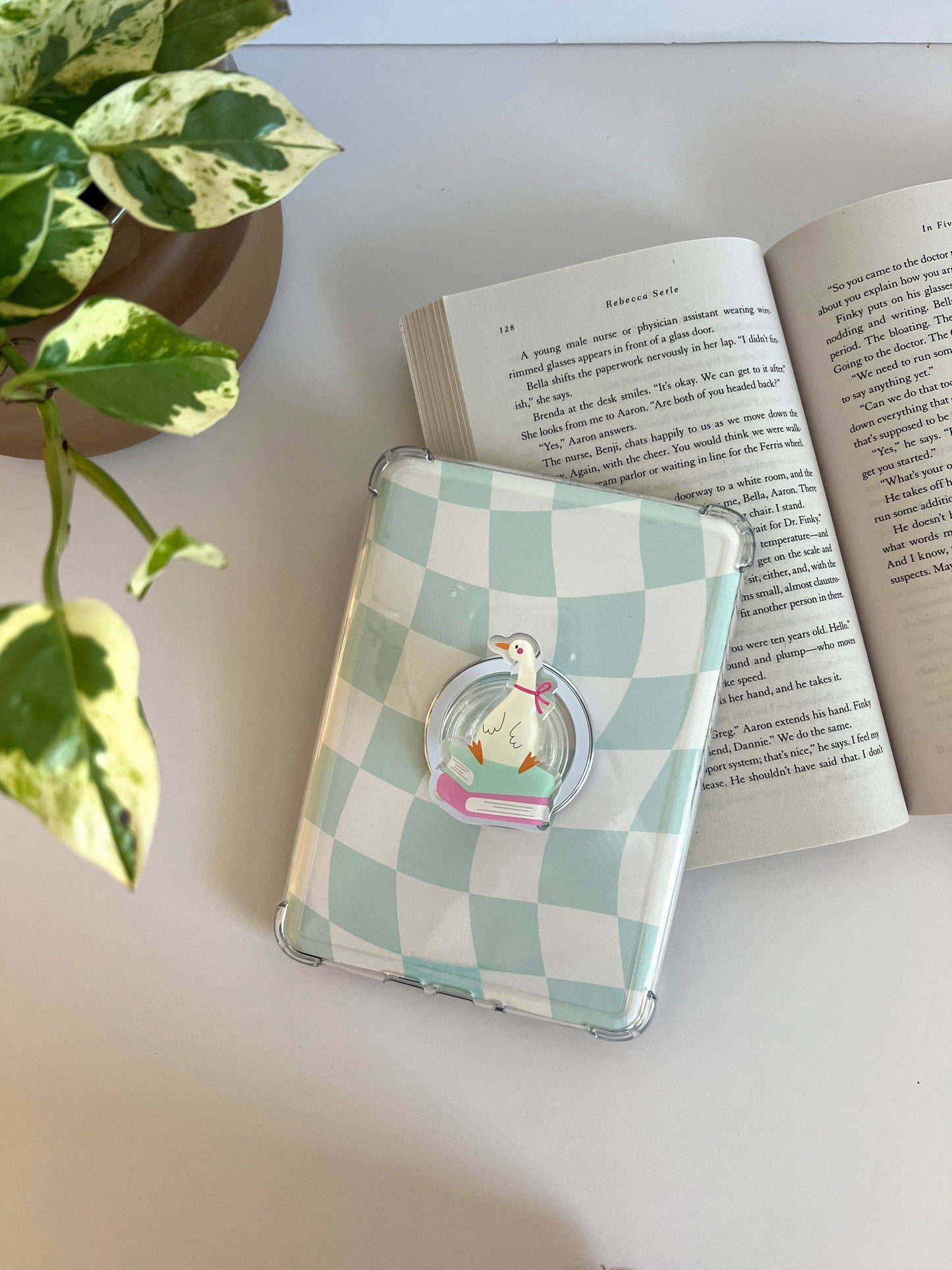 Poignée Kindle - Oie lectrice